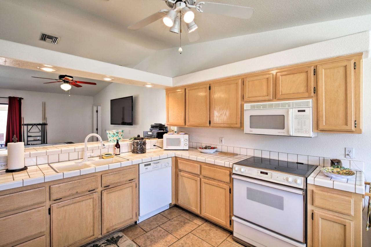 Lake Havasu Home With Rooftop Deck And Mountain Views! レイク・ハヴァス・シティ エクステリア 写真